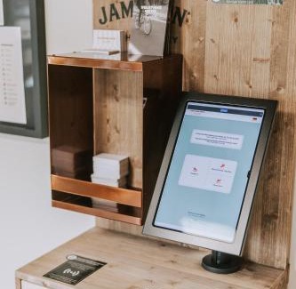 Hard Hotel | Velotique Hotel Angelika - Self-Check-in