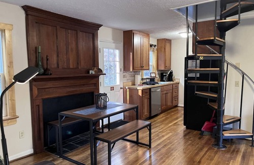 Willis Casa | VeloWay Chalet by Buffalo Mountain Getaway