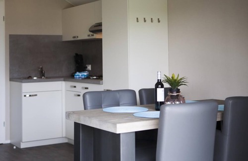 Voorthuizen Chalet De Esquí | Veluwe lounge for four people
