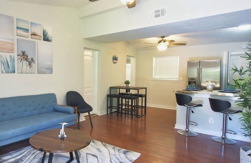 Sandalwood Casa | VELUXE Home Retreat Private Cul De Sac