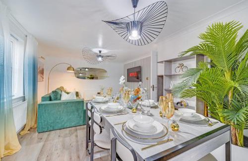 Goresbrook Apartamento | Velvet Escape, A Stylish 2-Bedroom London Getaway - Sleeps 6