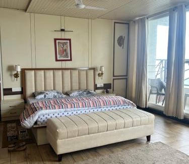Barog Casa | Velvet Hills Barog