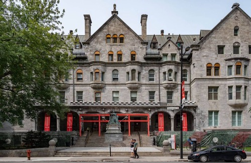 Milton Park Apartamento | Velvet & Stone Studio –Nestled in the Heart of MTL