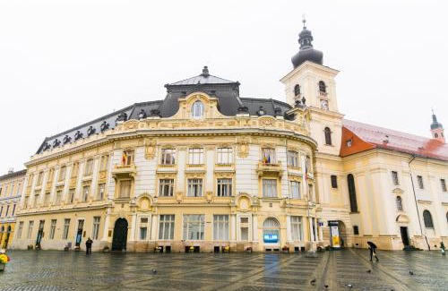 Sibiu Old Town Hotel | Vendi Grand Square Residence