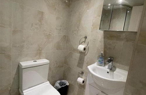 Queen's Gate Hotel | Venetian Hotel