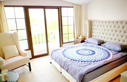 Na Chom Thian Apartamento | Venetian Poseidon Pool Hotel