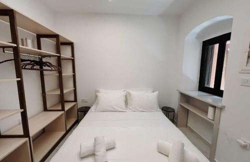 Old Town Apartamento | Venetian Vicolo by CorfuEscapes