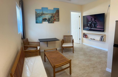 South Venice Apartamento | VENICE CONVENIENT APARTMENT