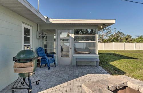 Venice Casa | Venice Home with Fire Pit and Grill 2 Mi to Beach!