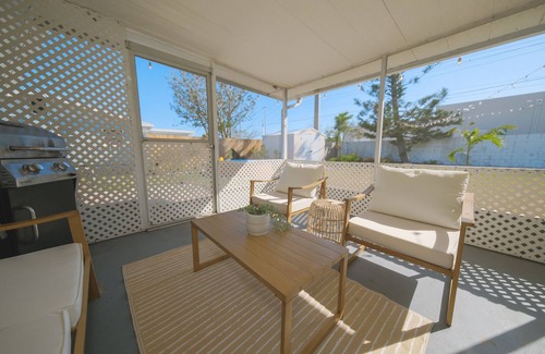 Venice Gardens Casa | Venice Villa - Minutes to Beaches + Pool