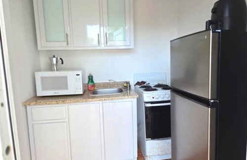 Jarealito Apartamento | Ventana Va101 at Arecibo 681 Ocean Drive