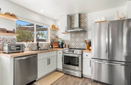 Landers Casa | Ventara: Boulder Views, Hot Tub, Cowboy Pool