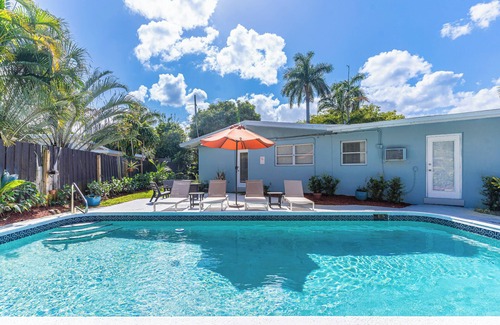 Middle River Terrace Casa | Ventur Tropical with Elite Pool & Ultimate Fun Zone