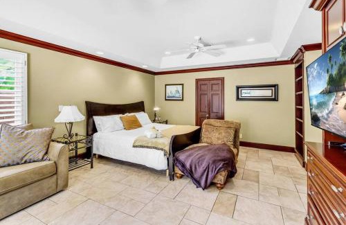 Birch Park Finger Streets Casa | Ventur Vintage Beach House Luxury Pool
