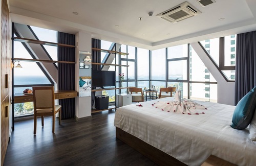 Tran Phu Beach Hotel | Venue Hotel