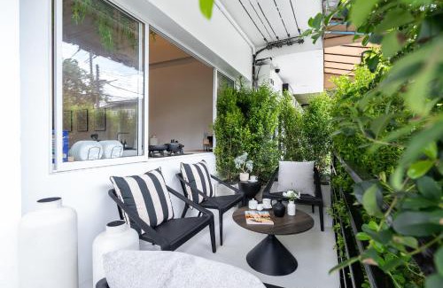 Old City Casa | Venus I 7 Bedrooms ן Old City I Daily Housekeeping