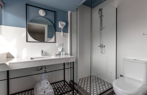 Vera Hotel | Vera Hills Boutique Hotel