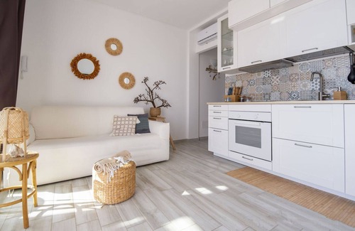 Avola Apartamento | Vera's White Pearl Apartment