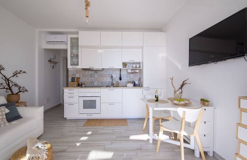 Avola Apartamento | Vera's White Pearl Apartment