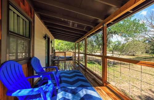 Fredericksburg Casa | Verbena Waterfront with Hot Tub