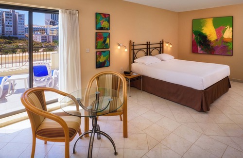 St. Julian's Hotel | Verdi St Georges Bay Marina