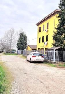 Quarantoli Cama Y Desayuno | Verdi Valli Comfort B&B Mirandola