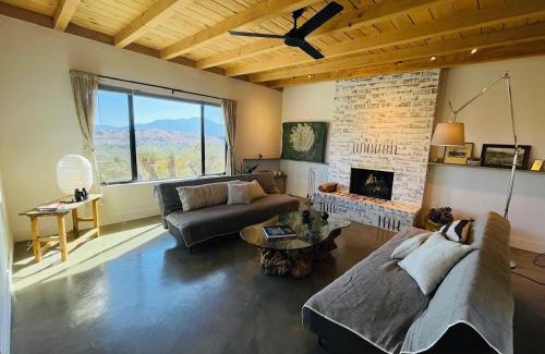 Morongo Valley Casa | Verdin's Nest - Romantic Retreat with Hot Tub Under the Stars! home
