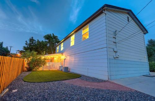 Colorado Springs Apartamento | Vermijo Flat Walk to Downtown Shops & Dining