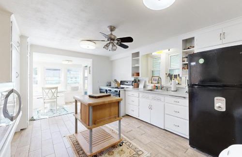 Proctorsville Casa | Vermont Farmhouse