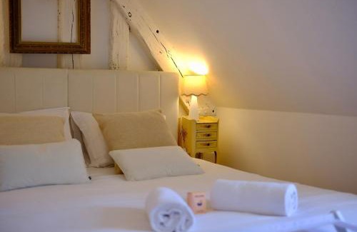 Verneuil-sur-Avre Apartamento | Verneuil sur Avre - Romantic room