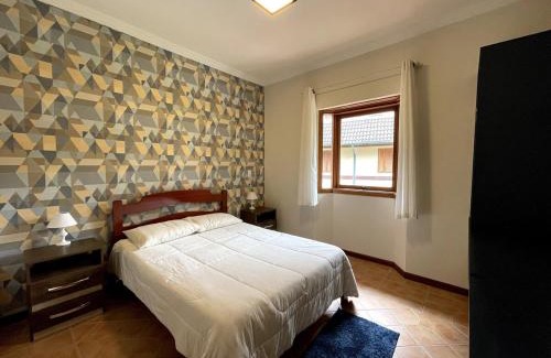 Vila Everest Casa | Vernon Village Tania · VV25 Aconchego noCapivari com lareira e ótimo wifi