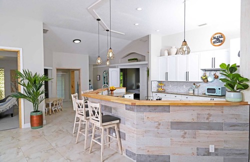 Vero Beach South Casa | Vero Beach By Beach 8 Beds 2800 Sq Ft 11 Person Huge House Vaulted Ceilings