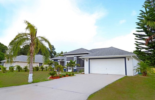 Vero Beach South Casa | Vero Beach By Beach 8 Beds 2800 Sq Ft 11 Person Huge House Vaulted Ceilings