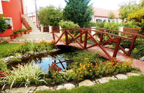 Balatonfured Casa | Veronika Villa