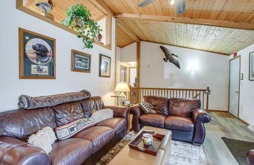 Friendship Casa | Versatile Castle Rock Lake Home with Fire Pit!