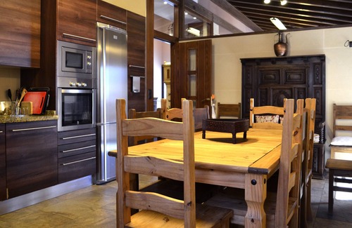 San Martin del Castañar Cabaña | CASA RURAL VERSOS CATEGORIA 4****