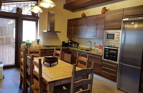 San Martin del Castañar Cabaña | CASA RURAL VERSOS CATEGORIA 4****