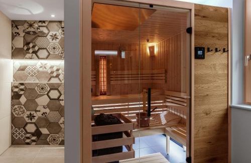 Wald am Arlberg Apartamento | Verwall Apartment Arlberg - mit Sauna, Balkon und Skiraum