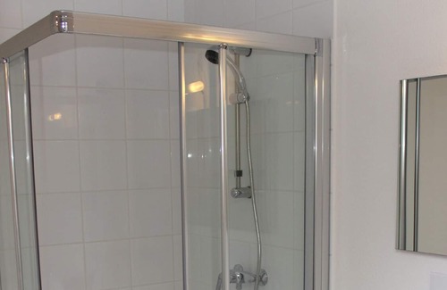 Lamalou-les-Bains Apartamento | Muy bonito T2 totalmente equipado, con terraza, clasificado 3 estrellas moderno y confortable