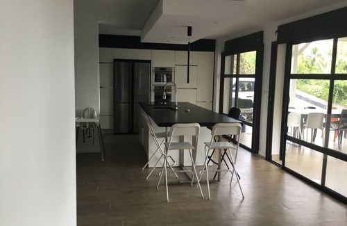 Le Gosier Villa | Muy hermosa villa nueva en la paz de la garganta