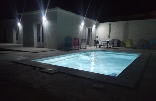 Aleria Villa | Villa muy hermosa con piscina privada