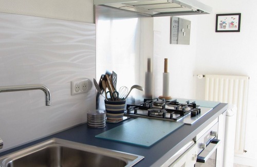 Poulgoazec Apartamento | Apartamento muy luminoso a 50 m de la playa, frente al puerto de Audierne - Wifi