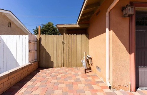 Simi Valley Apartamento | Very Cute Simi Valley 1 Bedroom Guest Apartment w/pool
