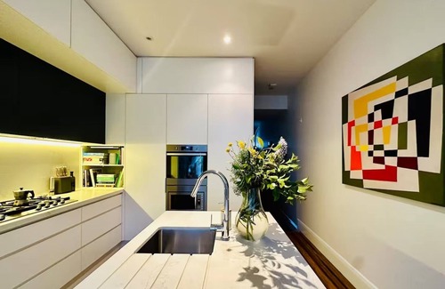 Fitzroy Casa | Very Fitzroy: Style, Plants, Sleep-ins — and Soul.