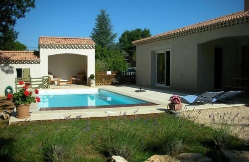 Saint-Privat-de-Champclos Casa | Very beautiful house with swimming pool that will enchant your vacations on fenced land