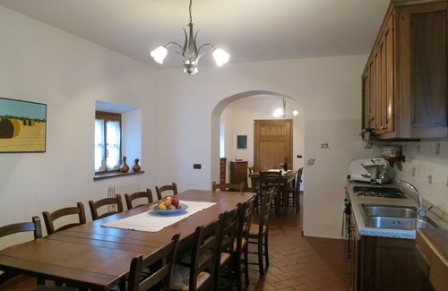 Coreglia Antelminelli Otro | Villa rodeada de vegetación en una posición panorámica con piscina privada