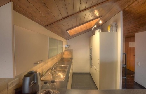 Anzere Apartamento | Very nice 4-room flat (max 7 pers., with the studio 9 pers.), renovated, near the cable car with a m