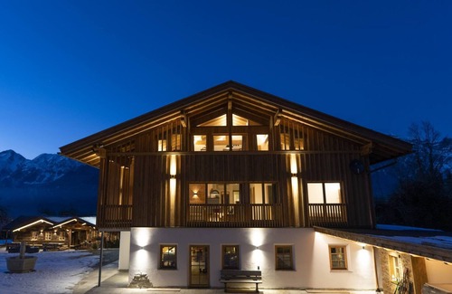 Tulfes Apartamento | Very nice apartment, close to the ski lift/gondola and Hall's old town