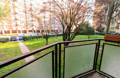 Gallaratese Apartamento | VERY NICE APARTMENT / KM 2.6 SAN SIRO STADIUM / KM 10 PIAZZA DUOMO / SUBWAY / WI-FI FREE