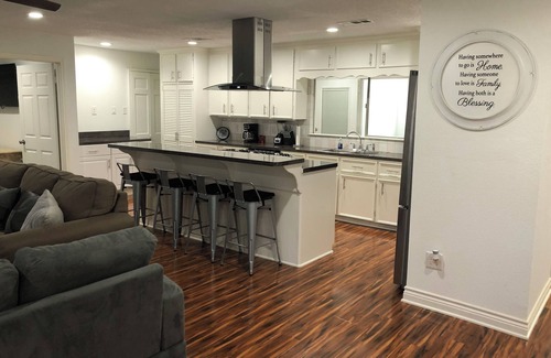 New Caney Casa | Very Nice Country Stay Not Far Away